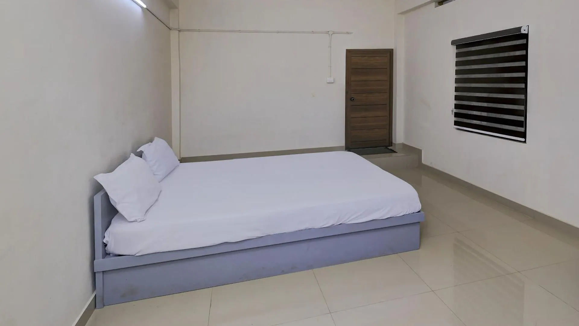 Hotel O A One Residency Mukkam