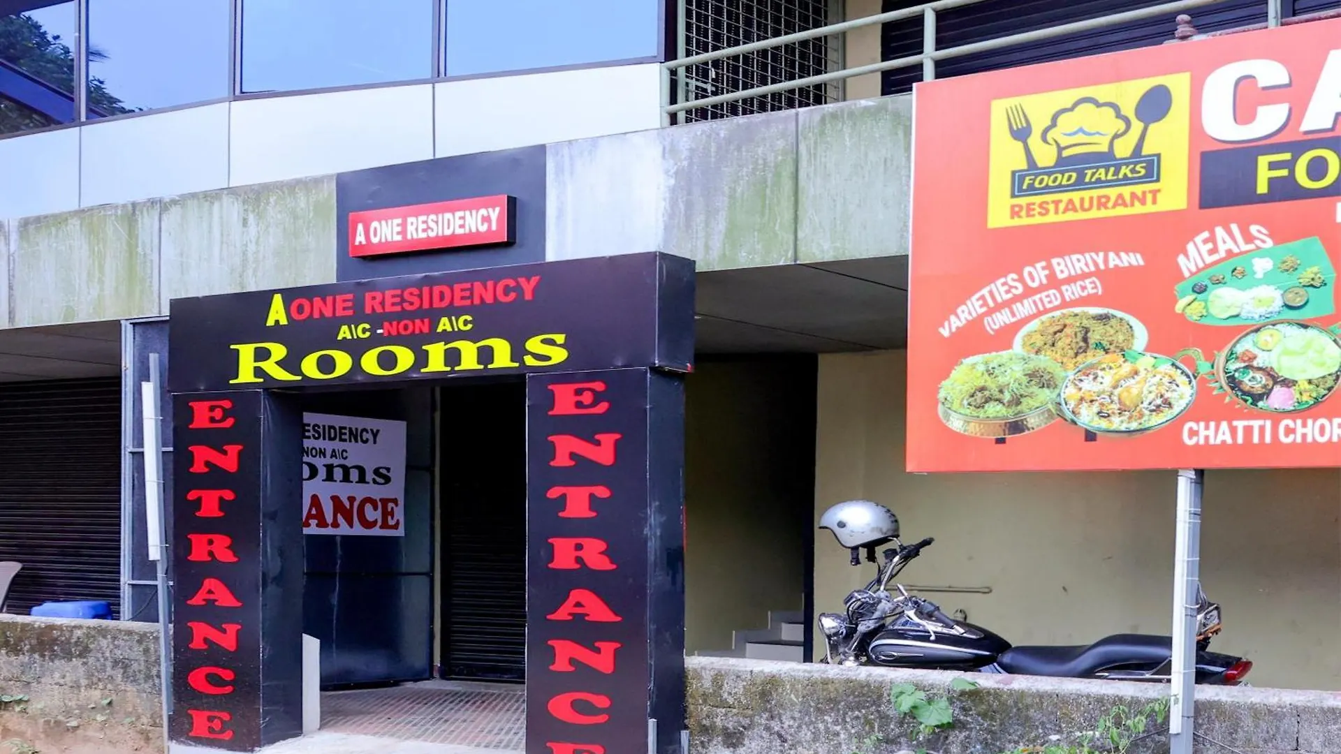 Hotel O A One Residency Mukkam Indien