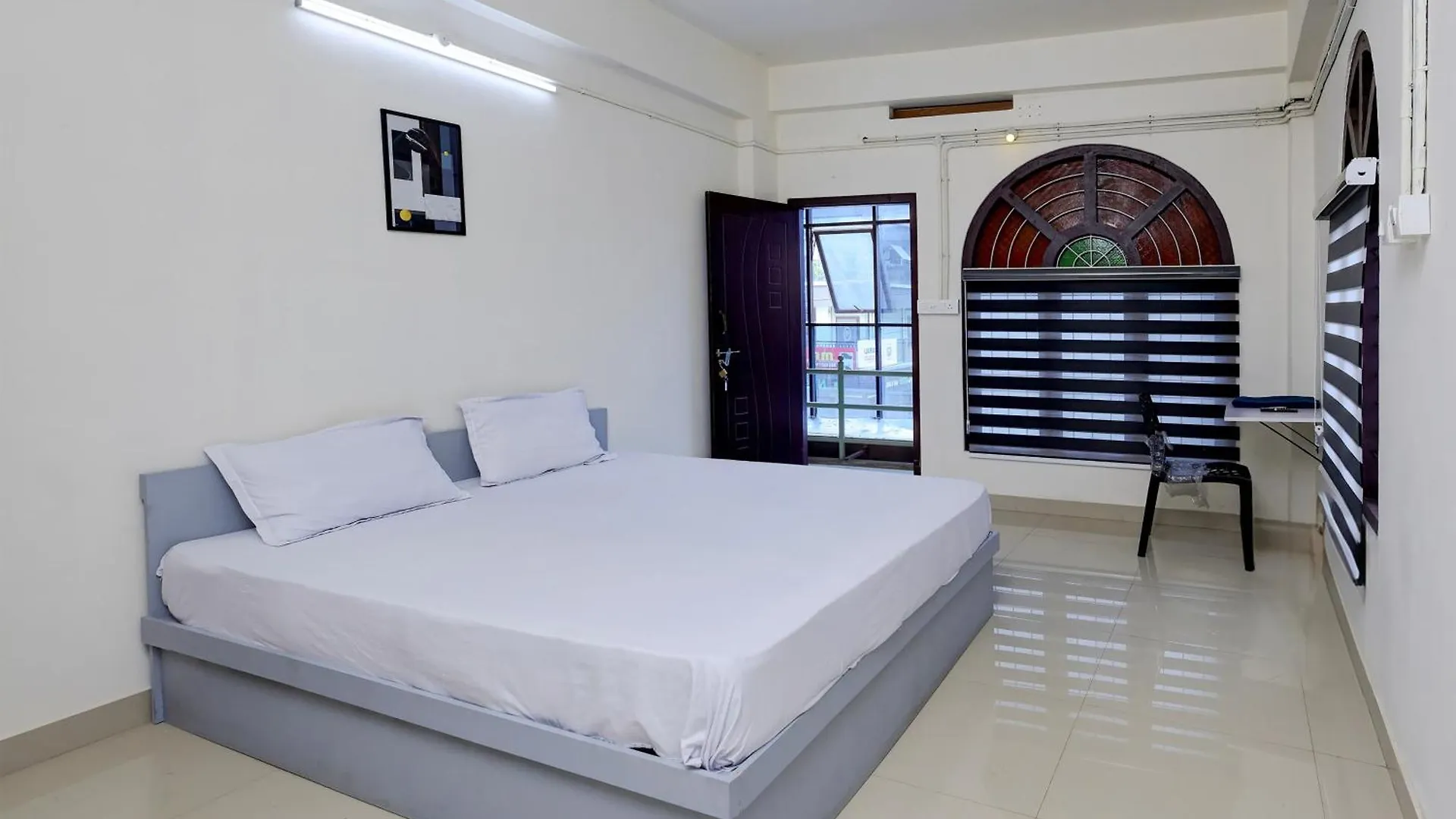 Hotel O A One Residency Mukkam